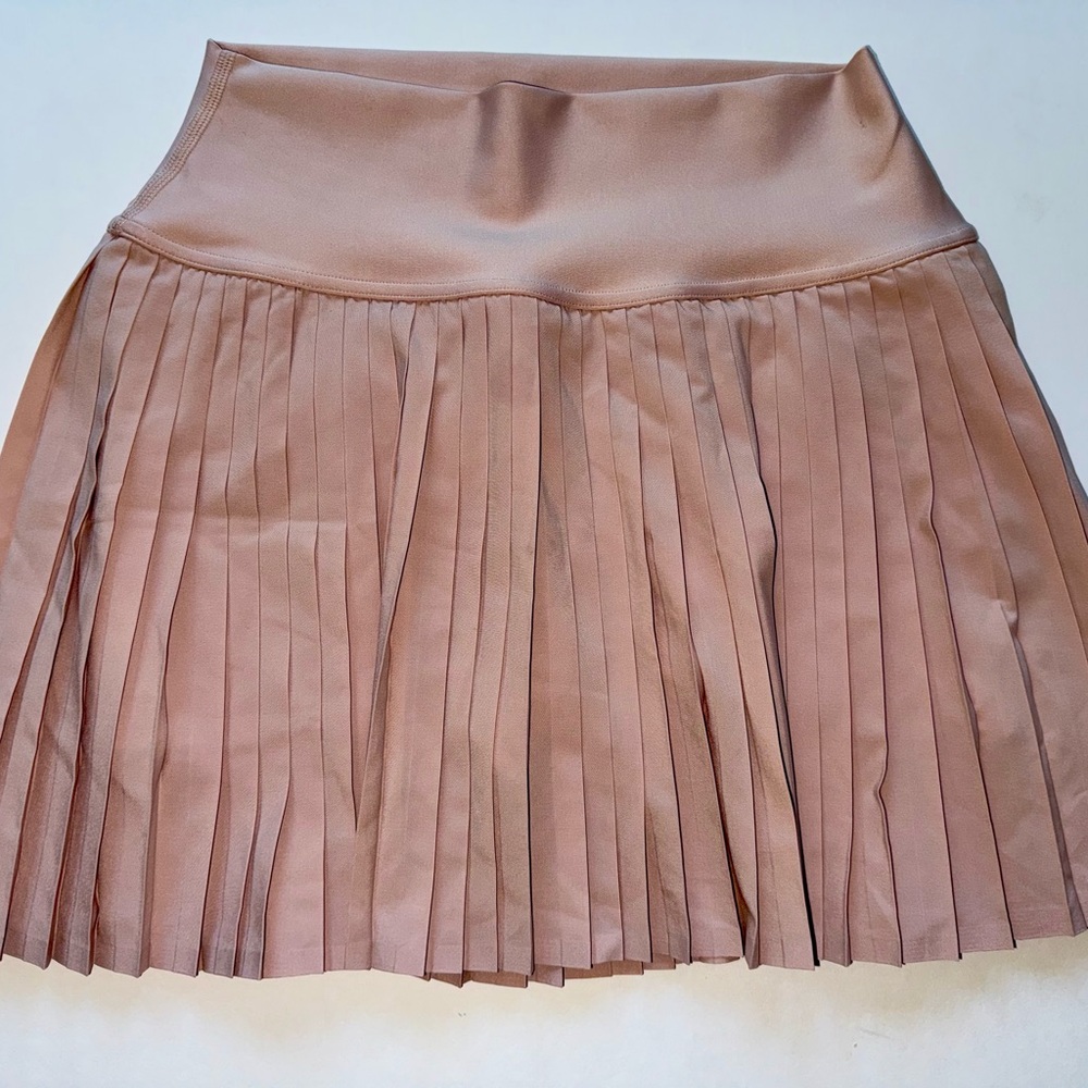 ALO Yoga Pleated Faux-Leather Skater Skirt in Dusty Rose